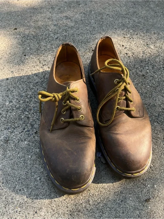 Dr. Martens Brown Oxford Lace Size 10 Men England