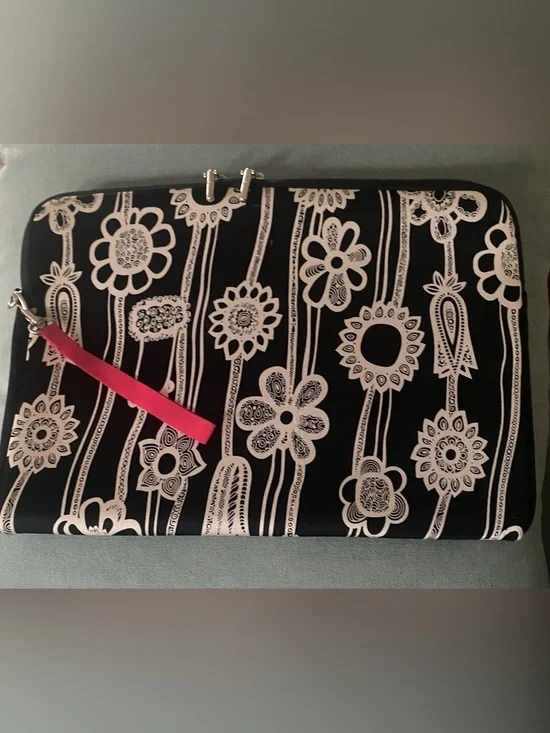 Samsonite Laptop Case Black White Modern Floral Fuchsia Pink Lining