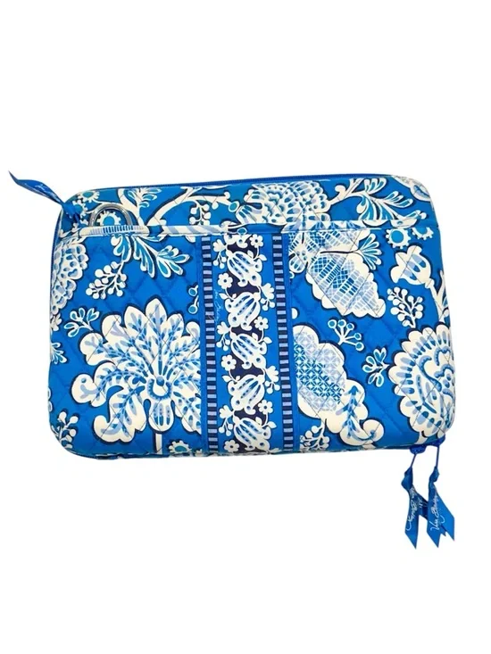 Vera Bradley Blue and White Quilted Hard Shell Padded Floral Laptop Case