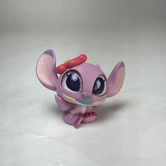 Disney Doorables Stitch Angel with flower on head