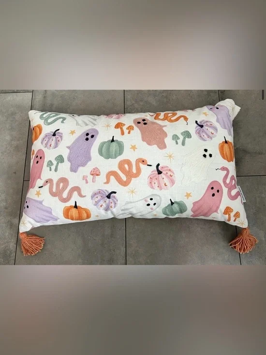 NEW Cupcakes and cashmere halloween ghost pumpkin pink decorative pillow