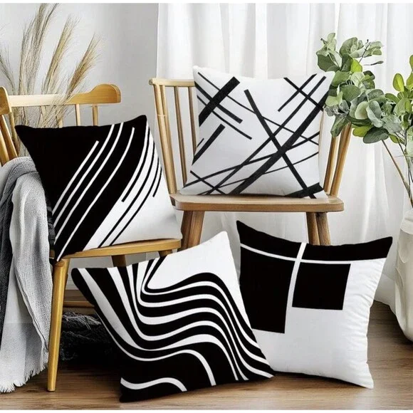 NWT MEMNUN 4 PCS Black White Abstract Geometric Striped Pillow Covers 18x18