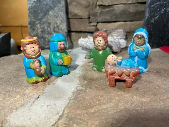Plastic Nativity Figures Mary Joseph Jesus and two wise guys
