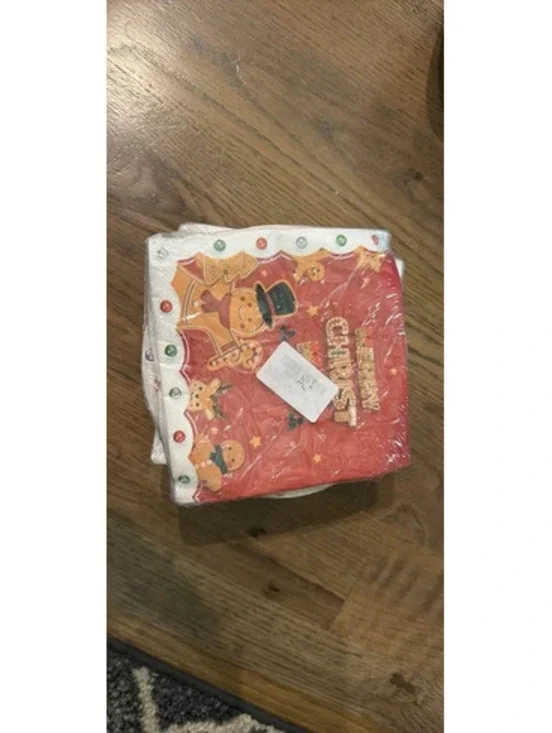 Christmas Gingerbread Paper Plates and Napkins Set