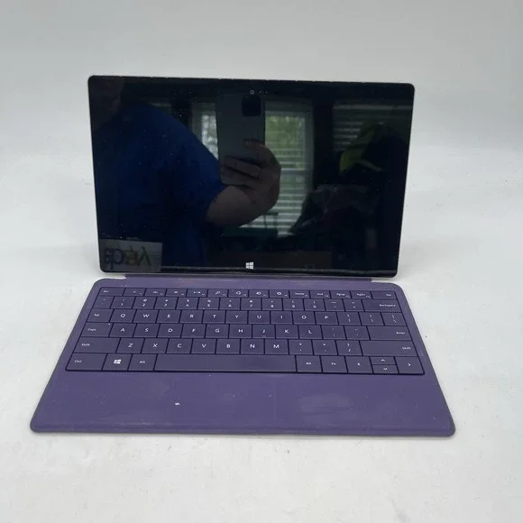 Microsoft Surface (Model-1572) 10.6