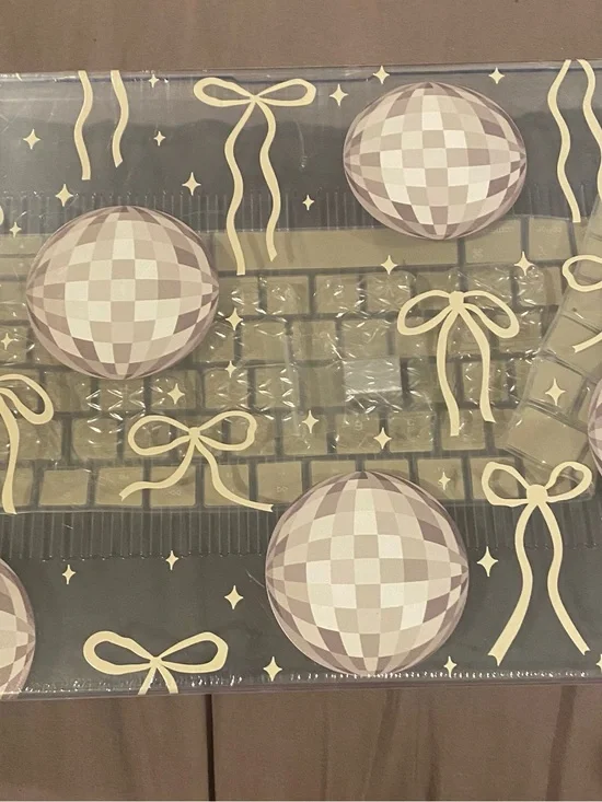 mac book 13 inchLaptop Keyboard Cover - Beige Ornament Print