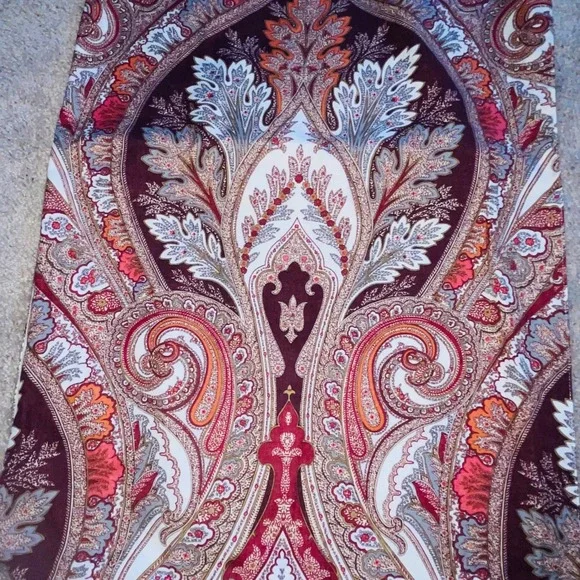 Pottery Barn Paisley Medallion Table Runner Burgundy Terracotta 18x100 Lined