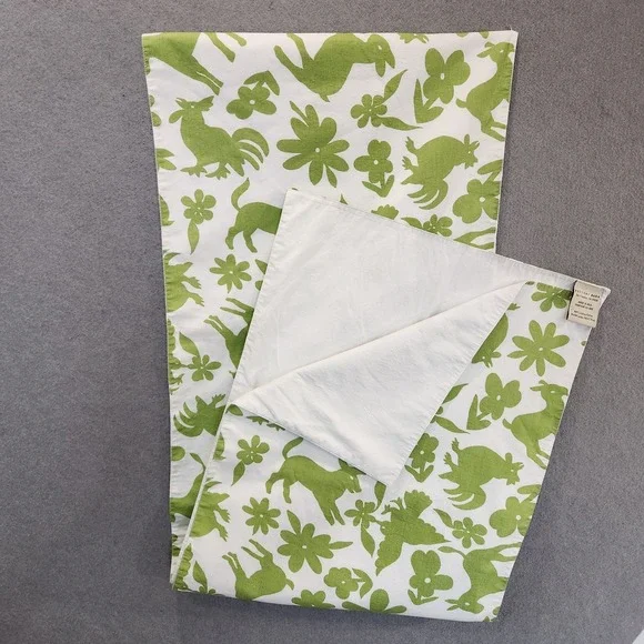 Pottery Barn Table Runner‎ 18