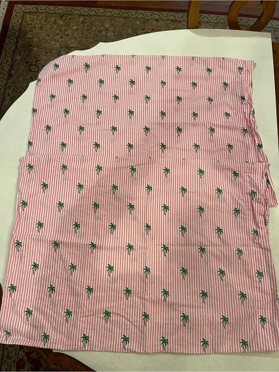 Tommy Hilfiger Pink Stripe & Green Palm Print standard pillow case set. Set of 2