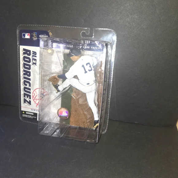 VINTAGE NEW YORK YANKEES MLB BASEBALL ALEX RODRIGUEZ #13 FIGURINE SEALED IN PKG