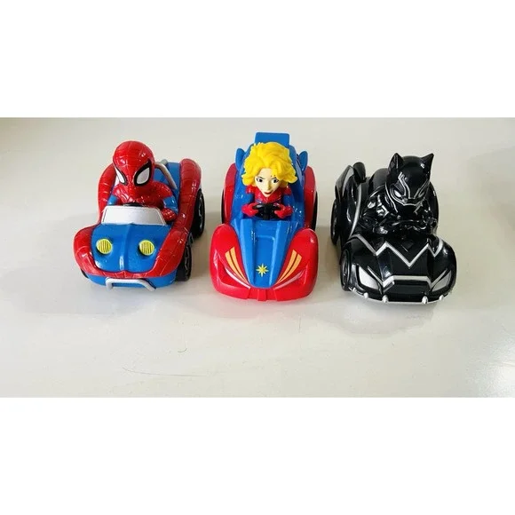 Lot of 3‎ Marvel Super Hero Adventures Pull Back Figures Racer Toy Cars
