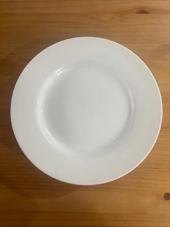 Pottery Barn Great White Collection Chop Plates/Platters Charger Plates-Set of 4