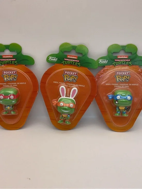 Funko Pop (x3 Bundle) NWT Pocket Pop Easter Carrot TMNT Raph, Mikey,‎ Leo