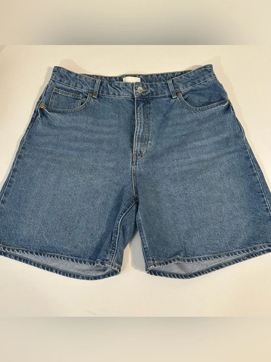 H&M WOMENS DENIM SHORTS