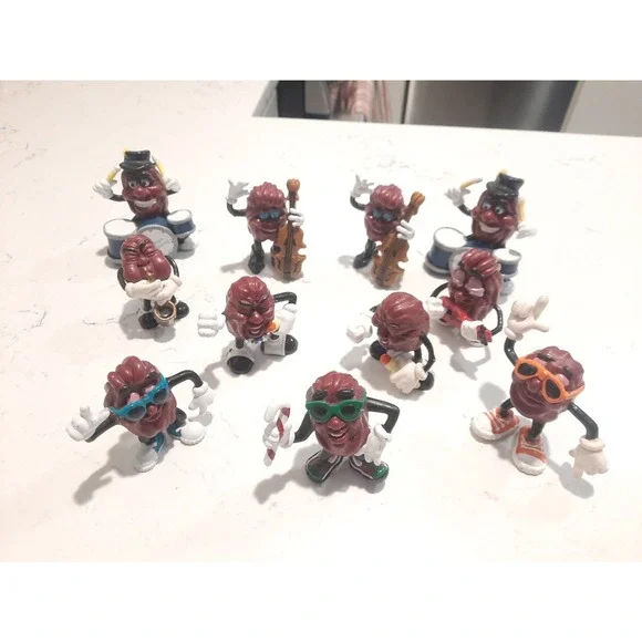 Lot of 11 Vintage California Raisins Figures Lot