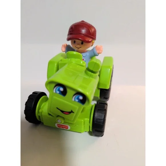 Fisher-Price Little People‎ Helpful Harvester Green Tractor With Farmer figure