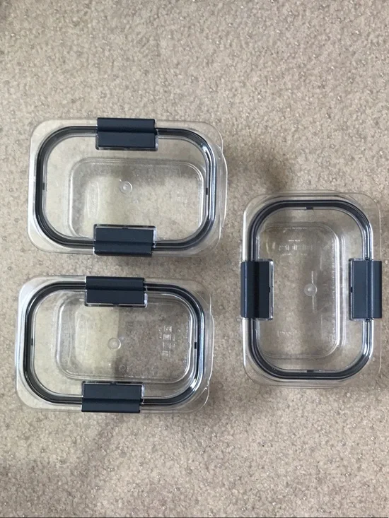 Rubbermaid Clear Containers