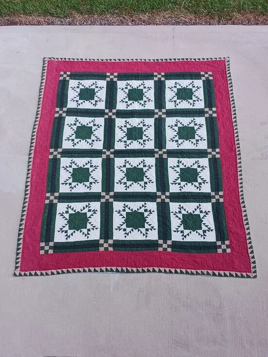 Vintage handmade quilt square pattern quilt