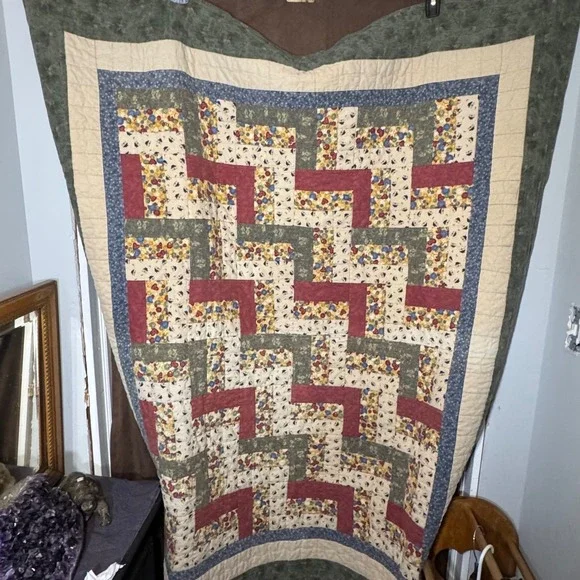 Vintage Patchwork Log Cabin Quilt Woodland Animals‎ Deer Bears Wildlife Theme