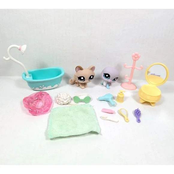 Authentic Littlest Pet Shop Squeaky Clean Pets Playset #1444 1445 Complete
