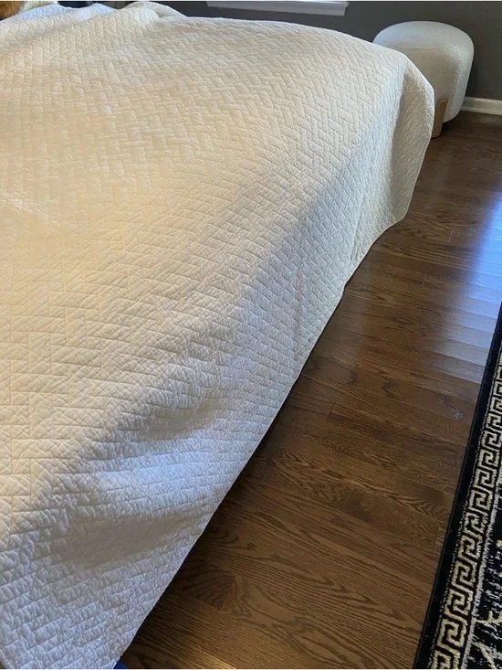 Tommy Bahama Home Queen Quilt Solid White Unused new without tags. No flaws.