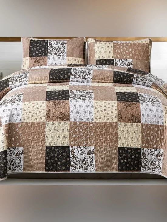 Patchwork Quilted Bedspread in Brown and Cream - Home Bedding