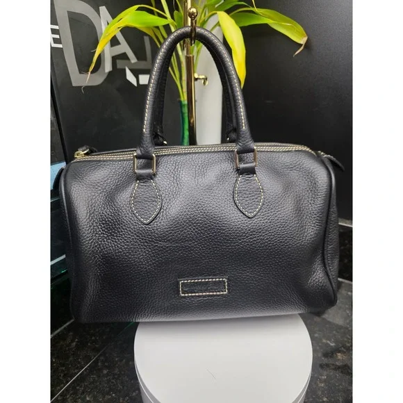 Dooney & Bourke Boston Barrel Bag Black Leather Good Contrast Stitch Satchel