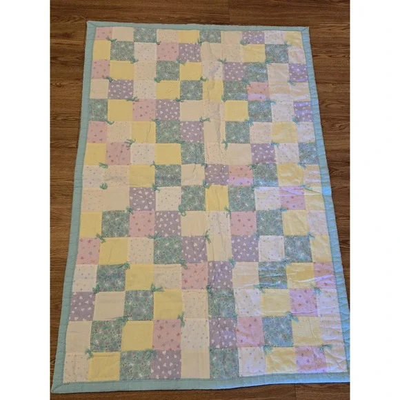 Vintage Handmade Baby Quilt Pastel Patchwork Bunny‎ Hearts Tie Quilt Blanket