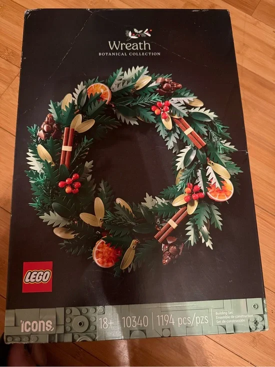 LEGO Icons Wreath Botanical Collection Building Set
