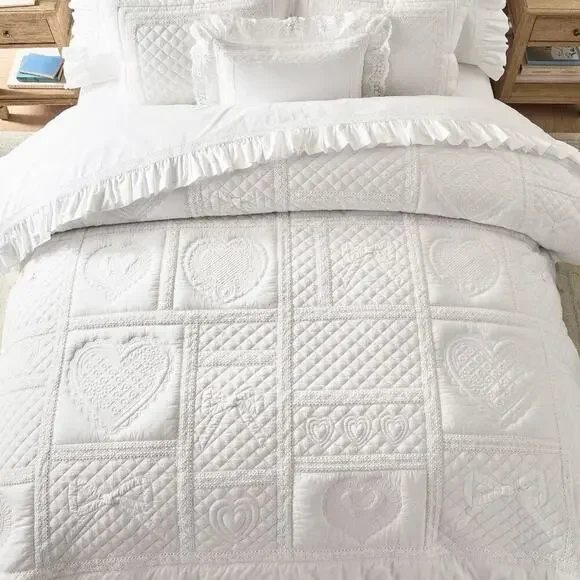 LoveShackFancy Bow Heart Patchwork Quilt Full / Queen Bedding White NWT