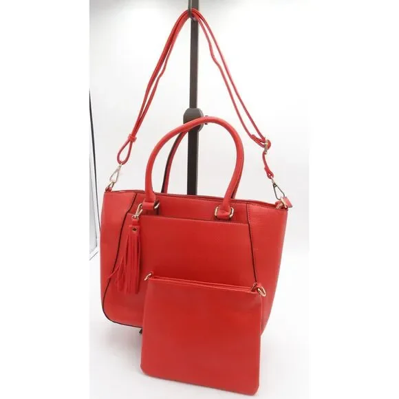 G.H. Bass & Co. Red‎ Faux Pebbled Leather Large Womens Satchel Tote & Body Bag