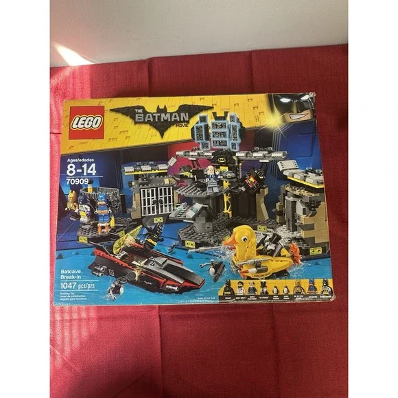 LEGO The Batman Movie Batcave Break-in 70909 Building Toy Set 1047 Pcs New