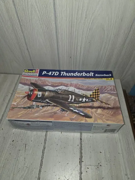 Vtg 1993 Revell WWII US Army P47D Thunderbolt Razerback Model Kit 1:48 Scale NIB