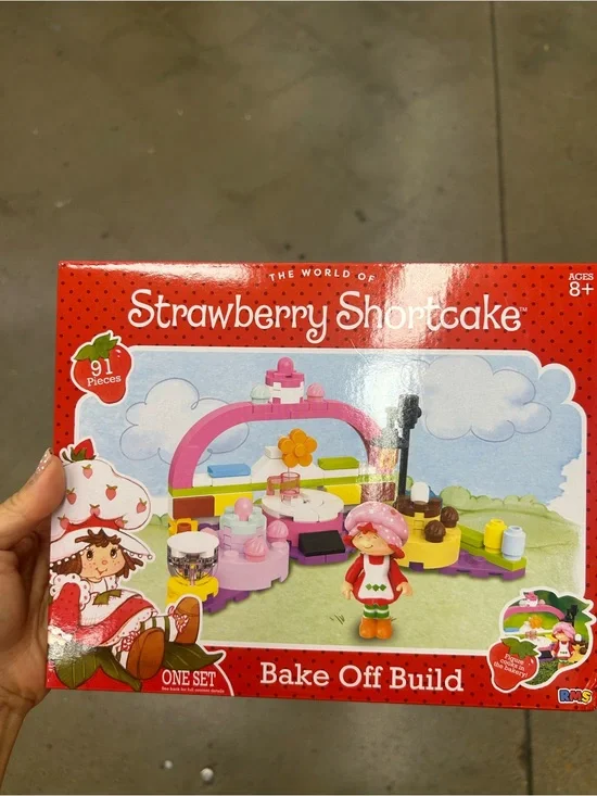 Strawberry shortcake Bake Off Build set