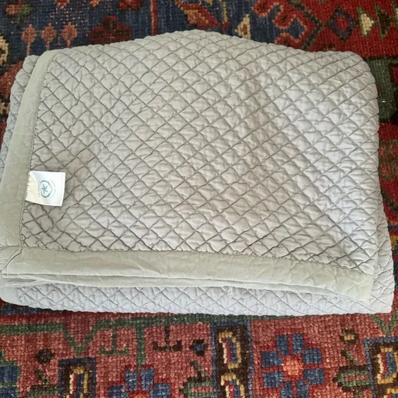 THE PRAIRIE By Rachael Ashwell / Quilted quilt blanket