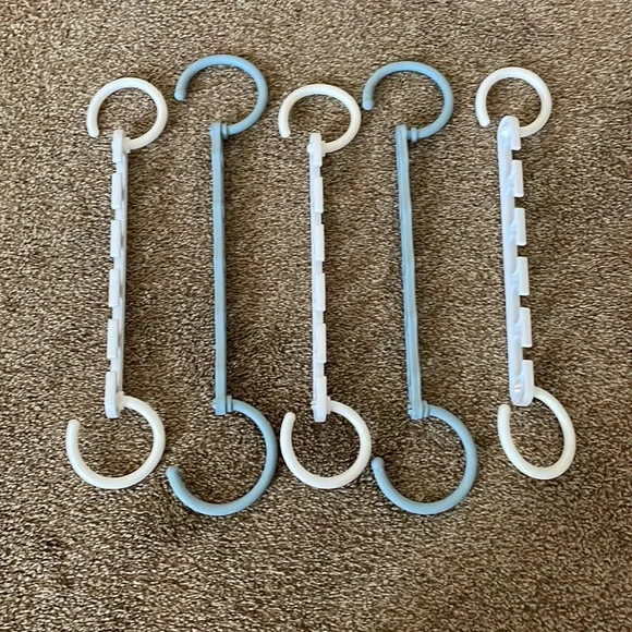 5 Holes Space Saver Hangers