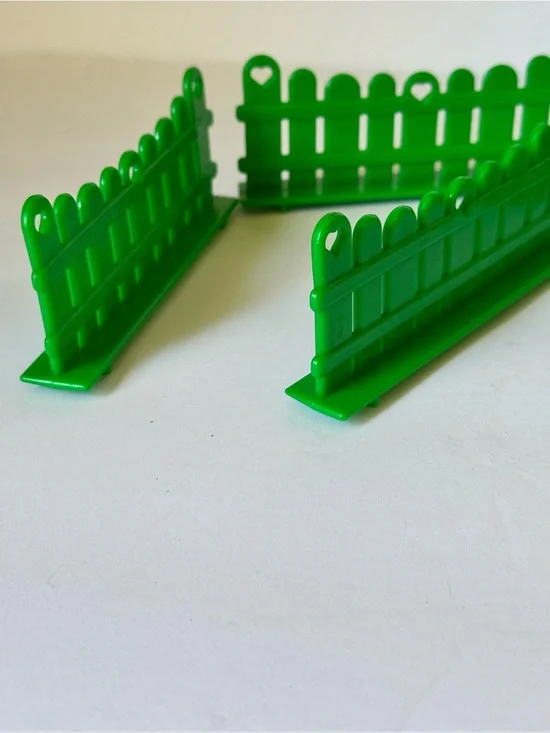 My Little Pony Vintage Show Stable Parts Fence 1980s 6 Pieces Green 2”x5” Each