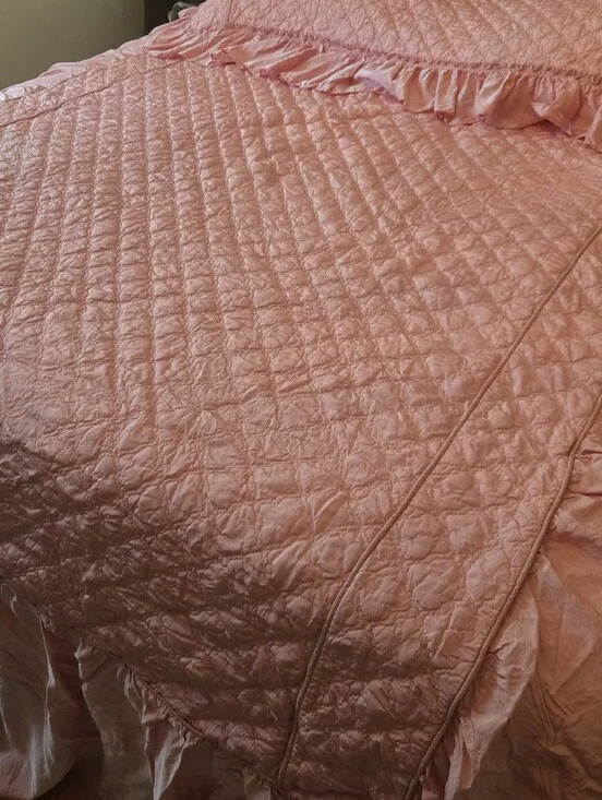 Pink Quilted Ruffled Bedspread - Elegant Home Bedding