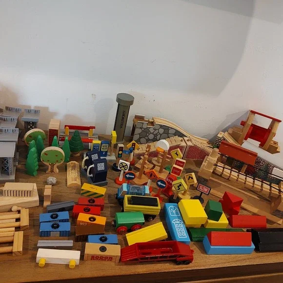 Wooden Railway Train Track Lot Generic Thomas Brio 200pcs Tracks Risers Bridge
