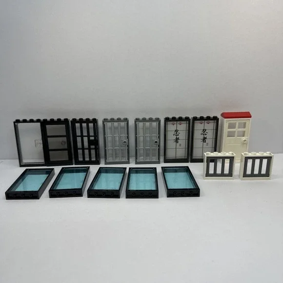 LEGO Lot Of Various Doors‎ & Windows