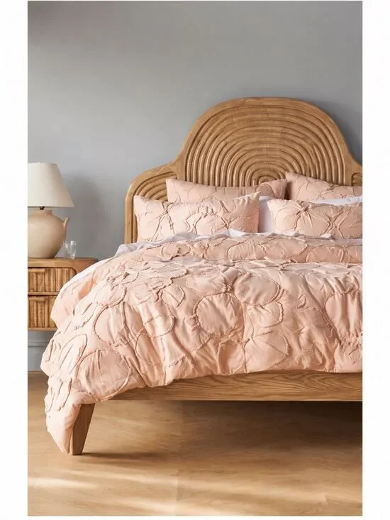 Alyssa Jersey Quilt Size King By Anthropologie Color: Blush