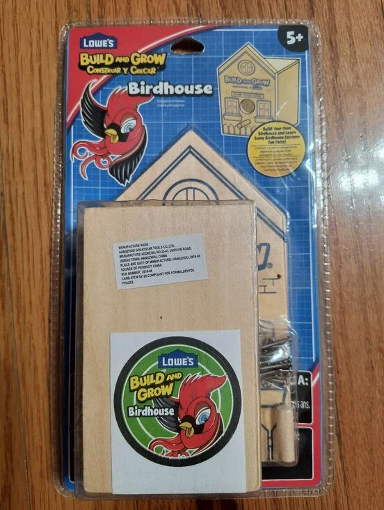 NIB Lowe's Build and Grow birdhouse construction kit