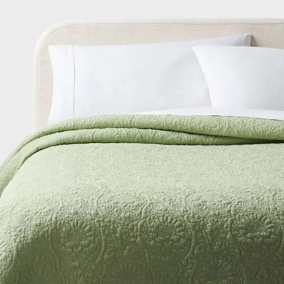NWT Threshold Light Green Quilt