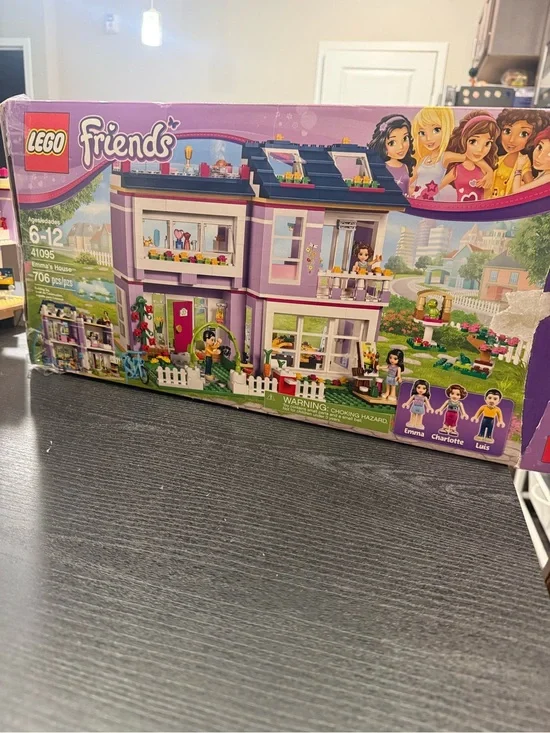 LEGO Friends Purple and White Emma's House Playset