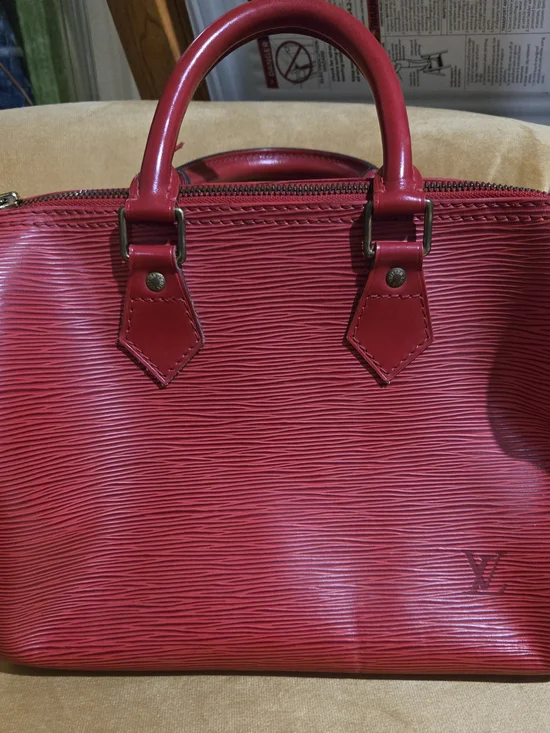 Vintage 1994 Louis Vuitton Castilian Red Epi Leather Speedy 25