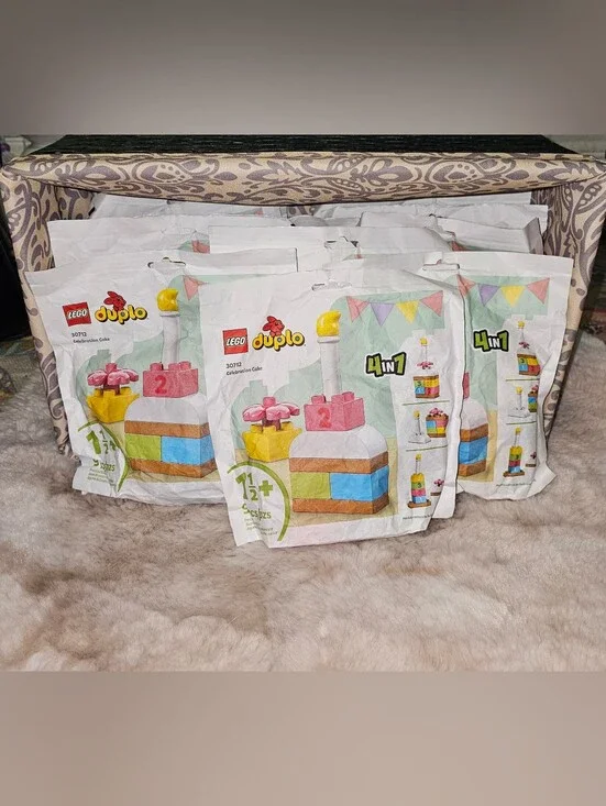 Lego Duplo #30712 Celebration Cake 4-in-1 ~ 9 Piece Building Set ~ 11 Bag Lot