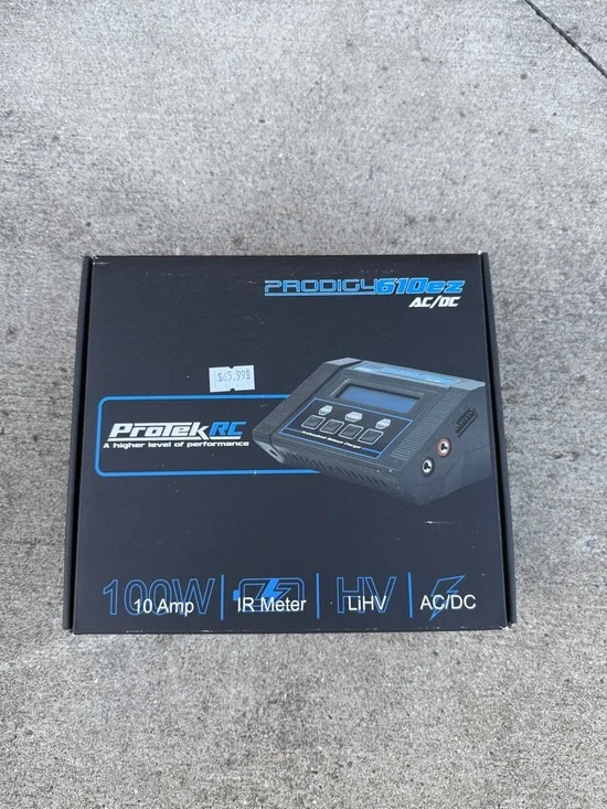 ProTek RC Prodigy 610sz AC/DC Charger - Black with Blue Accents