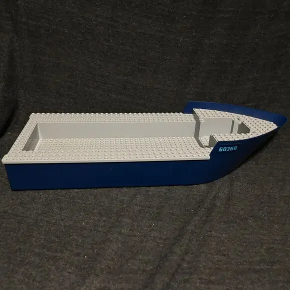 LEGO City Arctic Explorer Ship Hull 60368 (Part # 4245c01) 50x20x7