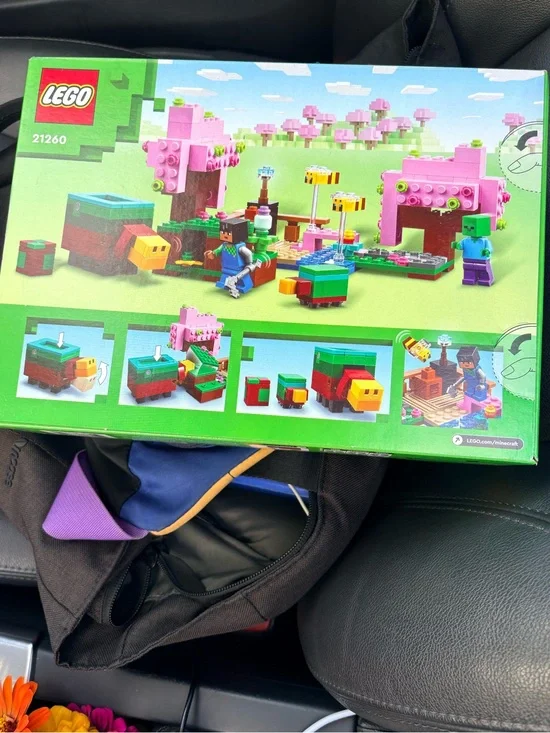 LEGO Minecraft Pink & Green Cherry Grove Playset