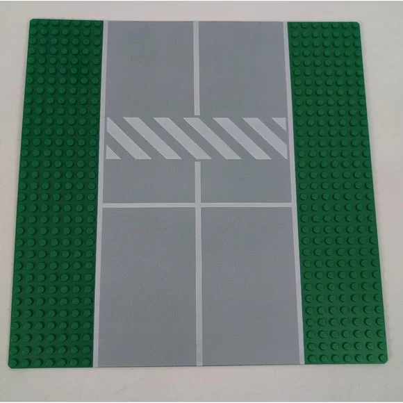 Lego Green Gray Base Plate Road with‎ Crosswalk 10 x 10 Straight Crosswalk 2358